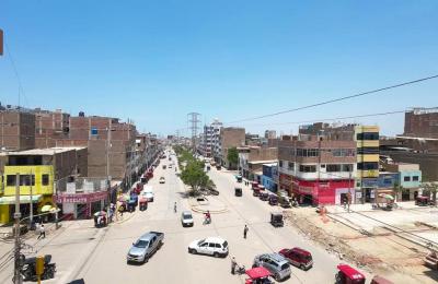 VENTA DE LOCAL COMERCIAL EN AV. FERNANDO BELAÚNDE TERRY